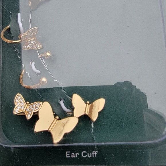 Wild Fable Girls Gold Nickel Free Fashion Jewelry Modern Butterfly Ear Cuff - Picture 3 of 7
